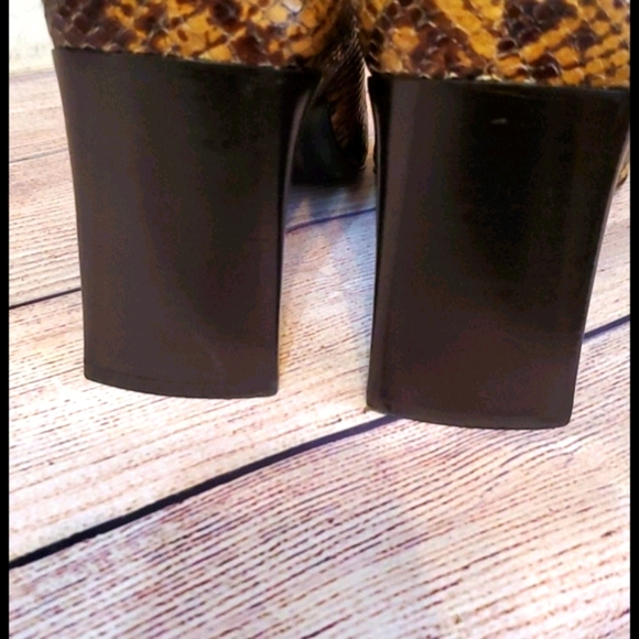 Via Spiga Snakeskin Square Toe Pump - Picture 8 of 11